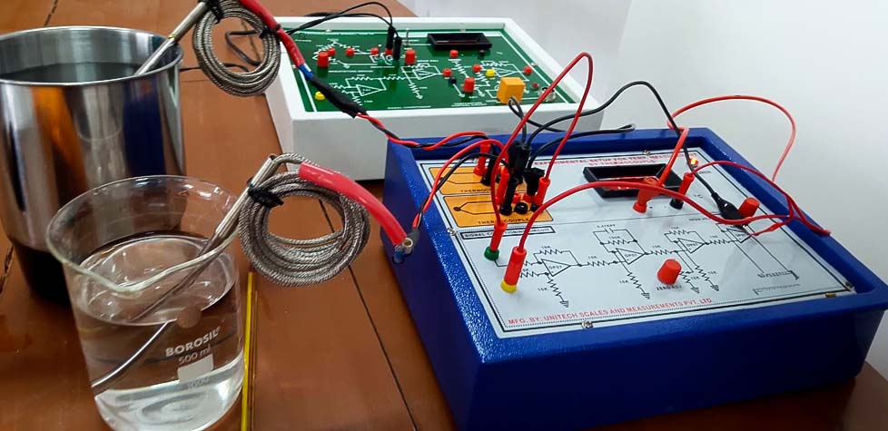 A calibração dos termopares por comparação com instrumento-padrão