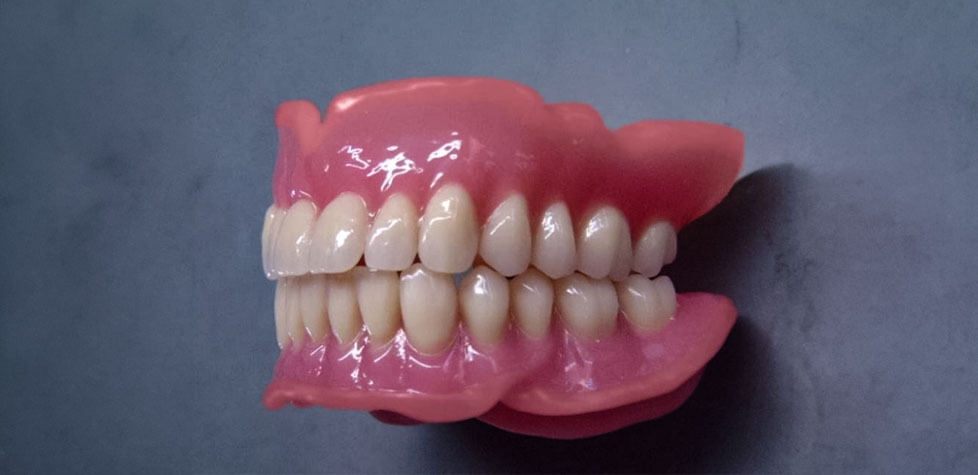 Os polímeros para base de dentaduras